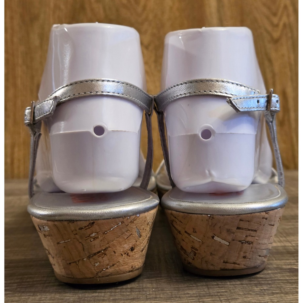 Michael Kors Strappy Sandals Womens Size 7.5 Silver Cork Wedge - Picture 4 of 11